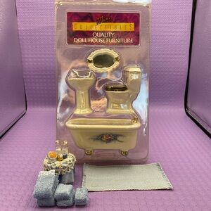 1990s vintage miniature ceramic bathroom set/ lot